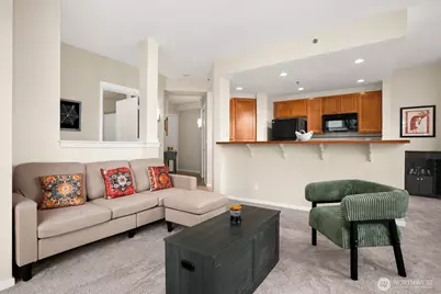 2801 1st Avenue #1014, Seattle, WA 98121 - Photo 3