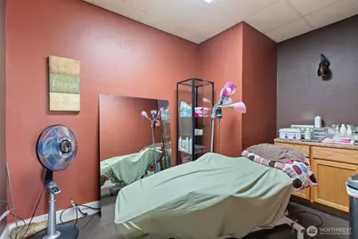 1304 Ocean Beach Highway, Longview, WA 98632 - Photo 23