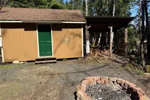 961 N Potlatch Dr, Hoodsport, WA 98548 - Photo 29