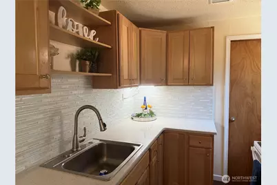 961 N Potlatch Drive, Hoodsport, WA 98548 - Photo 9