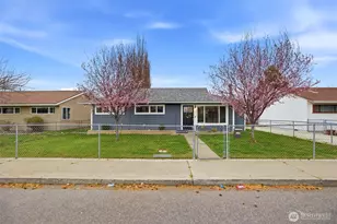 1715 N 15th Ave, Pasco, WA 99301 - Photo 3