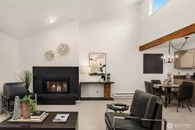 210 Boylston Avenue E #304, Seattle, WA 98102 - Photo 3