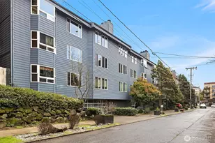 210 Boylston Ave E, Seattle, WA 98102 - Photo 31