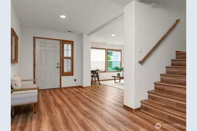 8100 231st Place NE, Redmond, WA 98053 - Photo 5