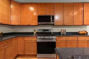 8100 231St Pl NE, Redmond, WA 98053 - Photo 11