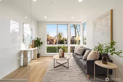 3819 C Fremont Avenue N, Seattle, WA 98103 - Photo 3