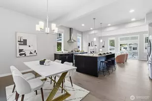 15249 NE Woodland Pl, Woodinville, WA 98072 - Photo 17