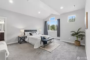 15249 NE Woodland Pl, Woodinville, WA 98072 - Photo 23