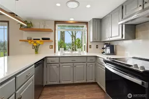 3715 Goldcrest Heights NW, Olympia, WA 98502 - Photo 11