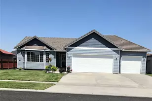 310 E Tanglewood Dr, Moses Lake, WA 98837 - Photo 1