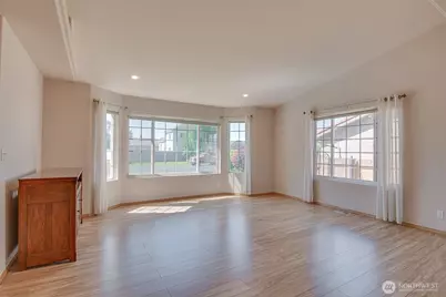 310 E Tanglewood Drive, Moses Lake, WA 98837 - Photo 11