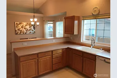 310 E Tanglewood Drive, Moses Lake, WA 98837 - Photo 5