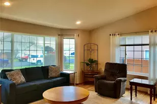 310 E Tanglewood Dr, Moses Lake, WA 98837 - Photo 13