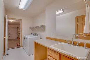 310 E Tanglewood Dr, Moses Lake, WA 98837 - Photo 25
