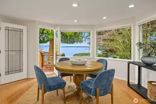 7946 Grand Ave NE, Bainbridge Island, WA 98110 - Photo 9