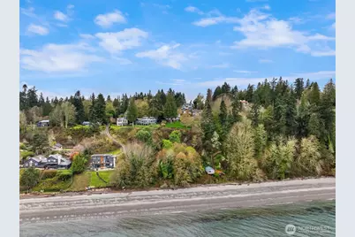 7946 Grand Avenue NE, Bainbridge Island, WA 98110 - Photo 3