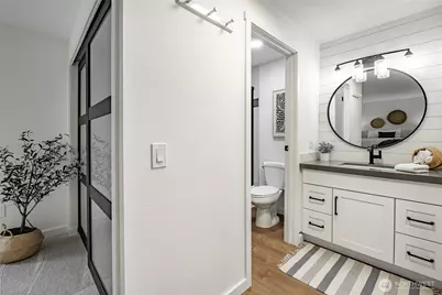 1607 102nd Place NE #D1, Bellevue, WA 98004 - Photo 17