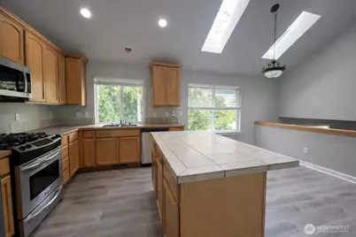 8412 NW Jeatran Place, Silverdale, WA 98383 - Photo 9