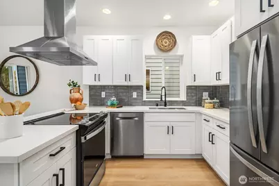 20011 131st Place NE, Woodinville, WA 98072 - Photo 11