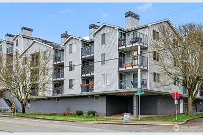 9200 Greenwood Avenue N #A202, Seattle, WA 98103 - Photo 1