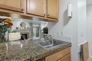 301 W Raye St, Seattle, WA 98119 - Photo 5