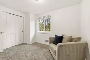 301 W Raye St, Seattle, WA 98119 - Photo 23