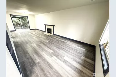 15323 31 Avenue W, Lynnwood, WA 98087 - Photo 3