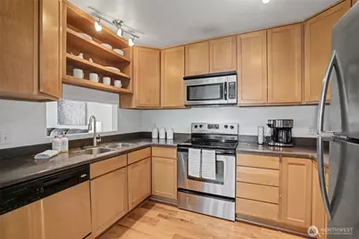 4108 NE 6th Place #2A, Renton, WA 98059 - Photo 7