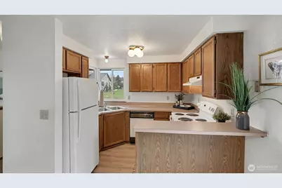 801 Berne Lane SE, Olympia, WA 98513 - Photo 9