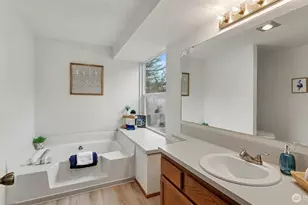 801 Berne Ln SE, Olympia, WA 98513 - Photo 17