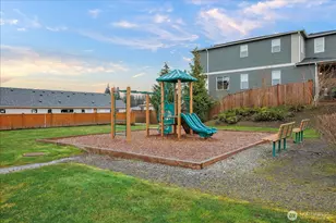 17817 41st Dr SE, Bothell, WA 98012 - Photo 39