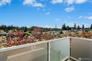 8812 20th Ave NE, Seattle, WA 98115 - Photo 5