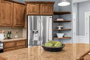 1801 30th Ave SW, Puyallup, WA 98373 - Photo 11