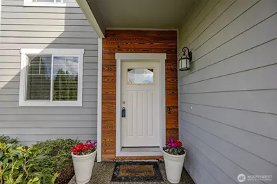 1737 Hillcrest Loop, Mount Vernon, WA 98274 - Photo 3