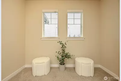 1737 Hillcrest Loop, Mount Vernon, WA 98274 - Photo 15