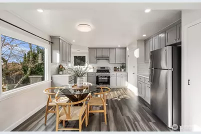 6023 35th Avenue SW, Seattle, WA 98126 - Photo 9