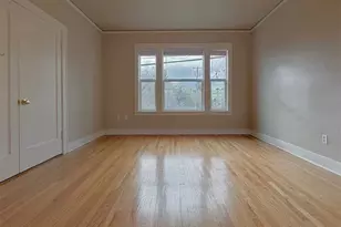 901 NE 43rd St, Seattle, WA 98105 - Photo 15