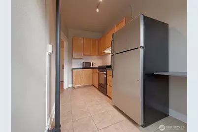 901 NE 43rd Street #201, Seattle, WA 98105 - Photo 23