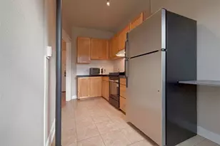 901 NE 43rd St, Seattle, WA 98105 - Photo 23