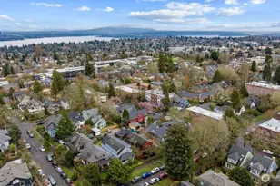 610 16th Ave E, Seattle, WA 98112 - Photo 37