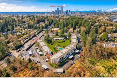 12631 NE 9th Place #C303, Bellevue, WA 98005 - Photo 13