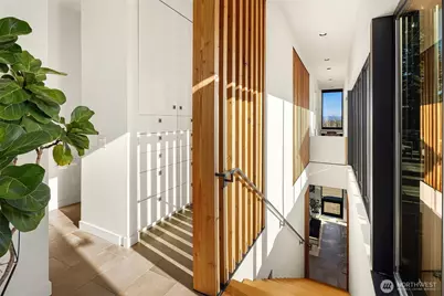 3057 36th Avenue SW, Seattle, WA 98126 - Photo 23