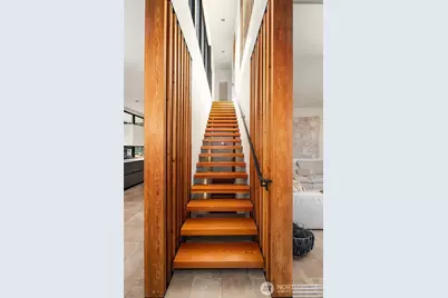 3057 36th Avenue SW, Seattle, WA 98126 - Photo 17