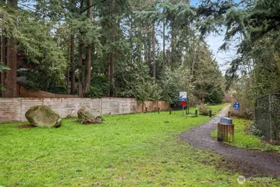 710 N 160th Street #B112, Shoreline, WA 98133 - Photo 19