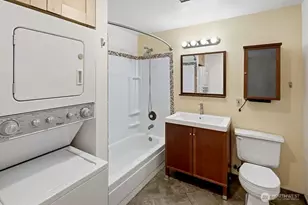 710 N 160th St, Shoreline, WA 98133 - Photo 13