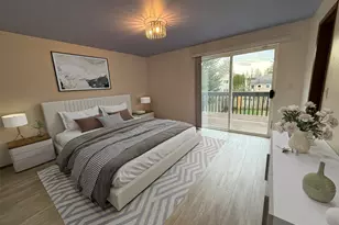 12043 Bartlett Ave NE, Seattle, WA 98125 - Photo 9