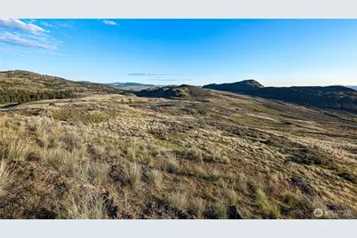 174 Round Up Road, Oroville, WA 98844 - Photo 35