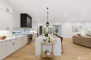 218 163rd Pl SE, Bellevue, WA 98008 - Photo 3