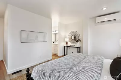 7043 12th Avenue NW, Seattle, WA 98117 - Photo 13