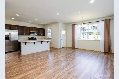 1033 Banyan Street, Bremerton, WA 98310 - Photo 3